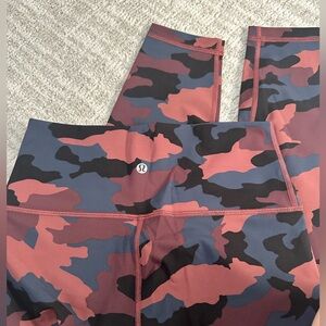 Lululemon camo print wunder train leggings, 28 inch size 6. Never worn